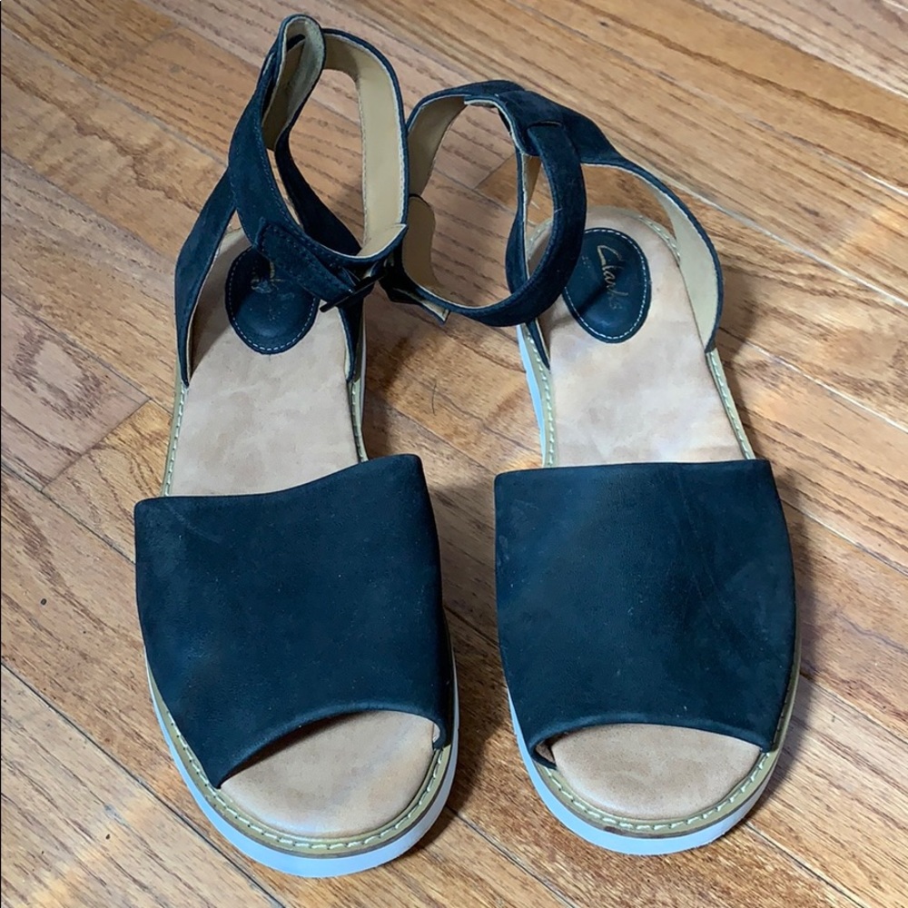 Clark’s 9.5M sandal